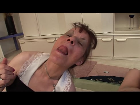 ❤️ Dui nanne è un missiavu anu un trio ☑ Porno à noi